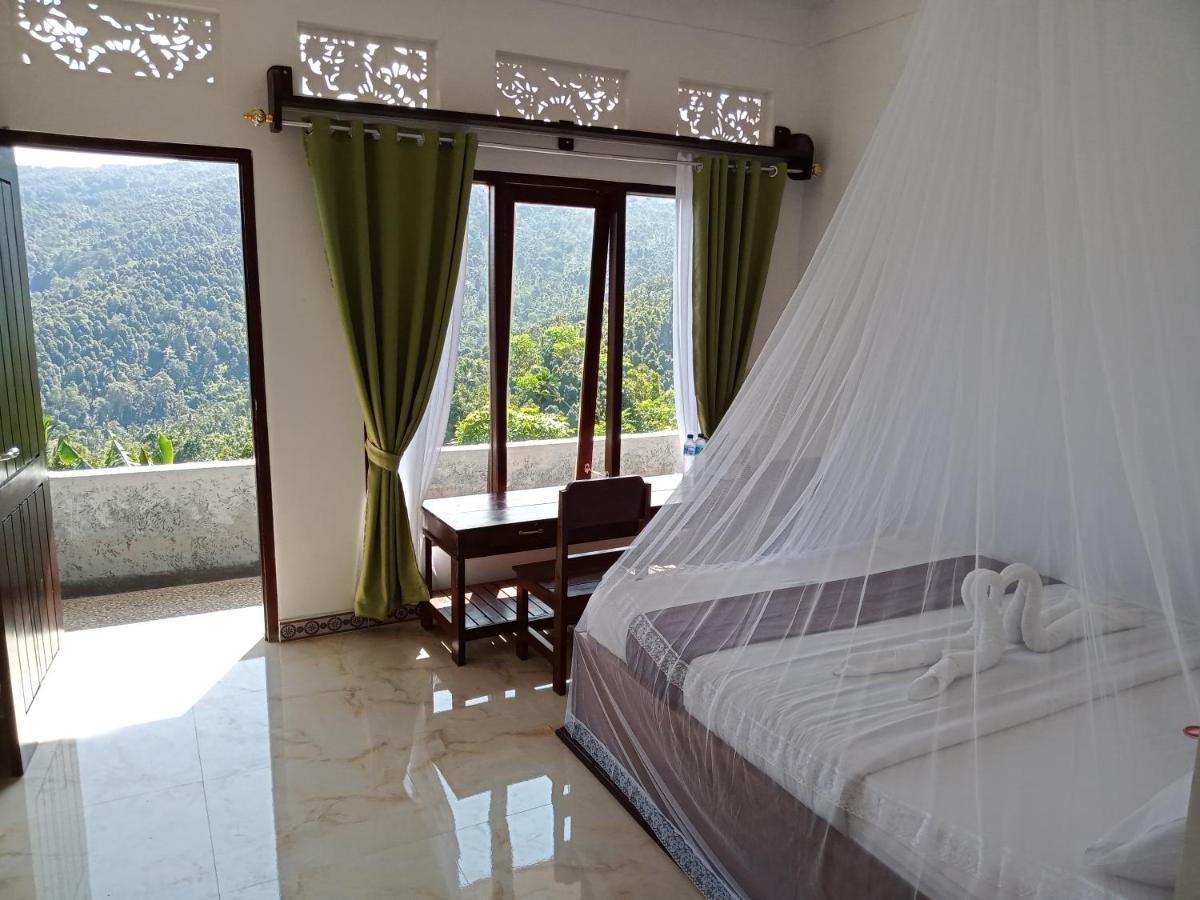 Aris Homestay And Warung Made Munduk Exteriér fotografie